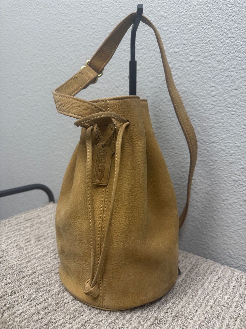 Vintage Coach Sonoma Nubuck Tan Leather Drawstring Bucket Bag- D5B-4931